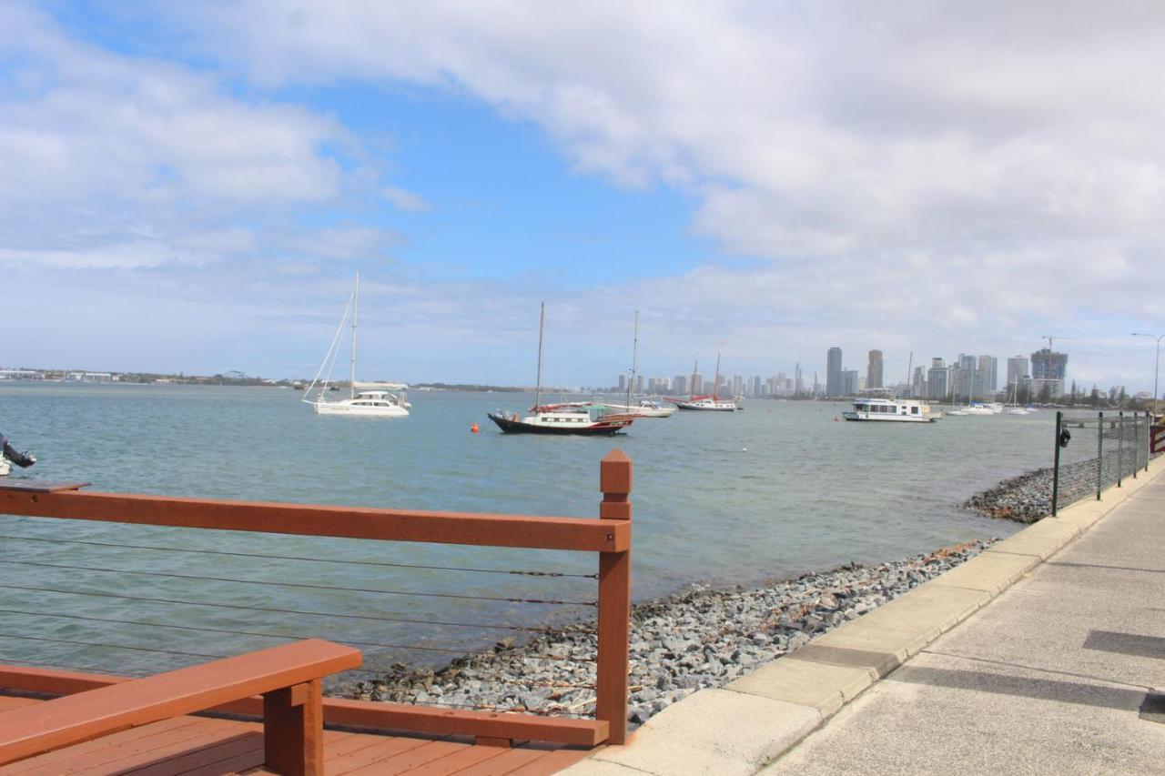 Broadwater Keys Holiday Apartments Gold Coast Dış mekan fotoğraf